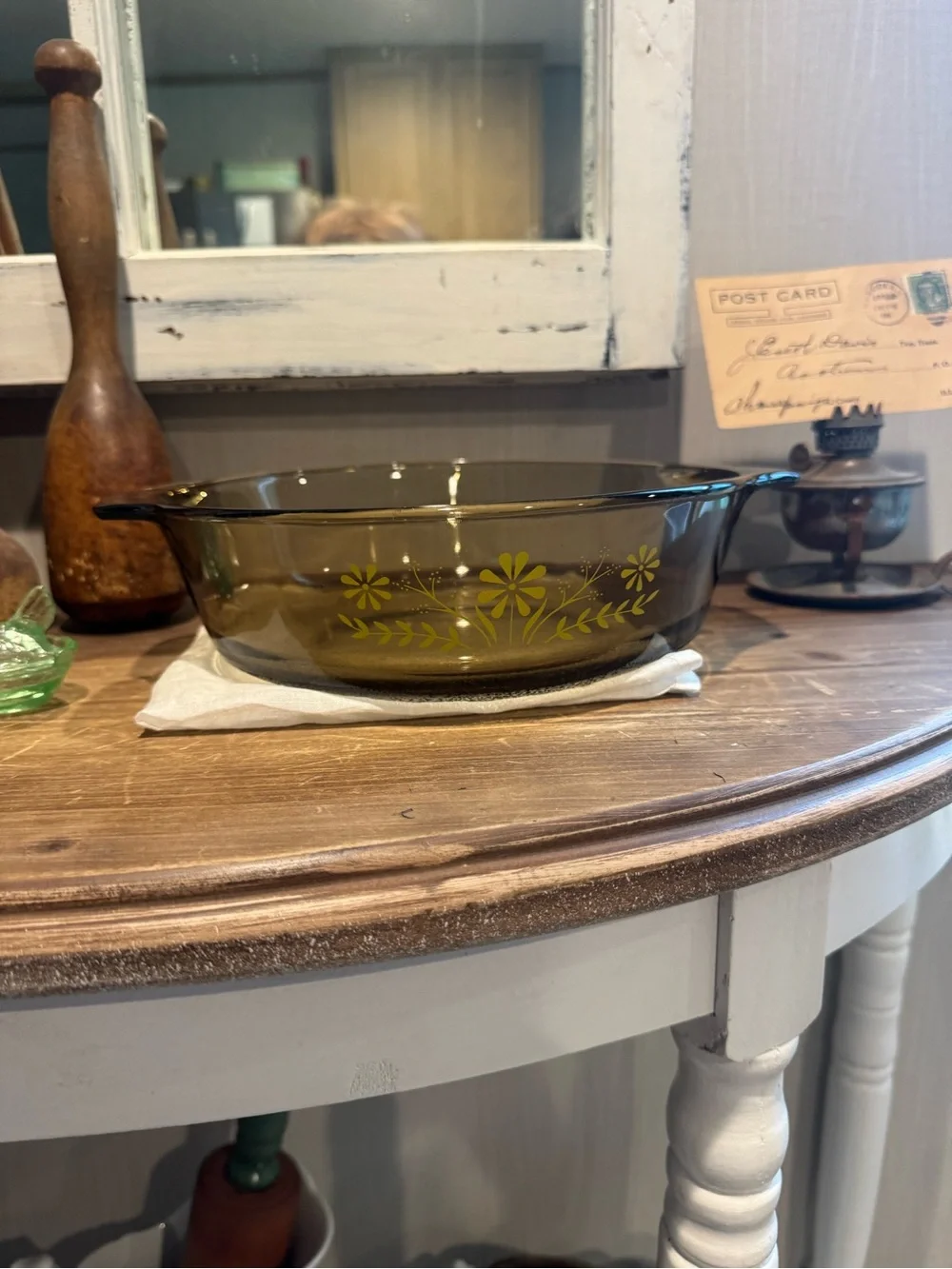 Glasbake Round Casserole Dish Amber with Yellow Daisies Pattern